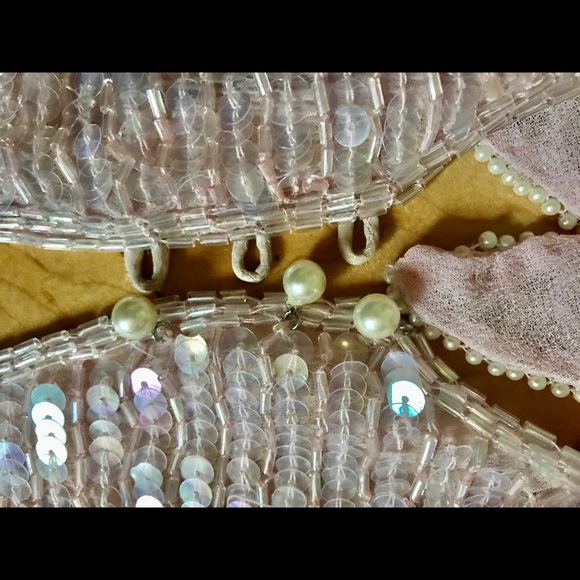 Beautiful beaded vest - Picture 4 of 7